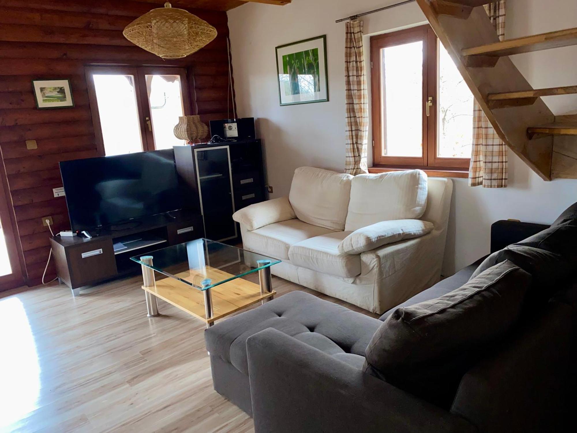 Ecotourism Mreznica Villa Bilik gambar